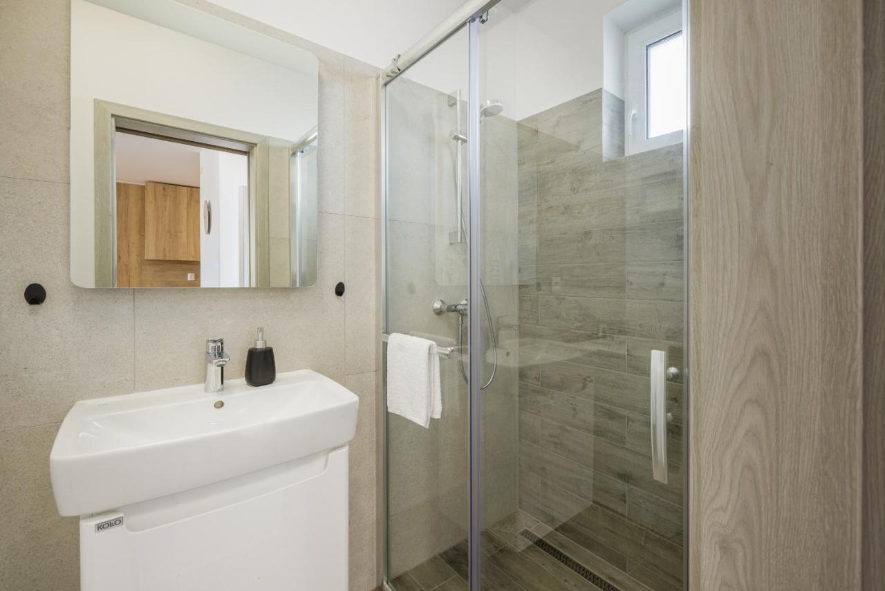 Liptovský Mikuláš Apartman Luxury מראה חיצוני תמונה